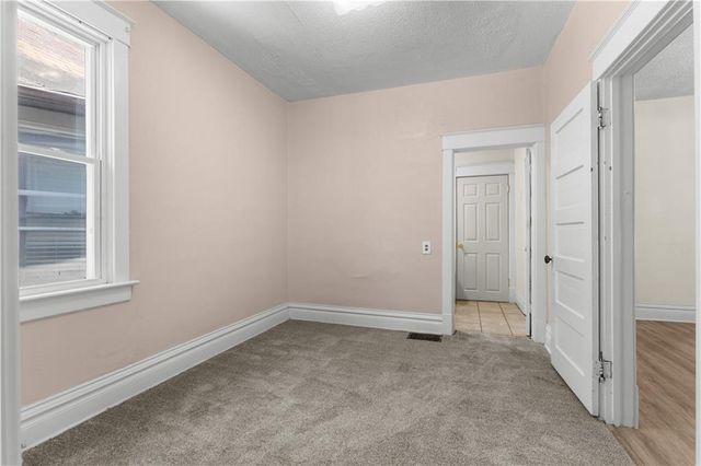 1807 Kensington Avenue, Kansas City, MO 64127