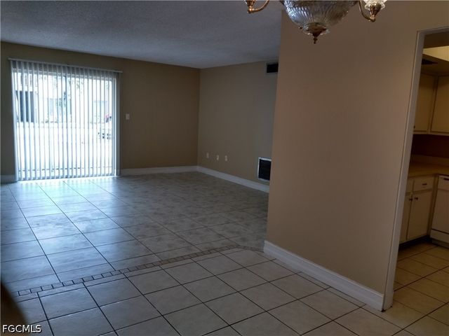 1830 Maravilla AVE 309, Fort Myers, FL 33901
