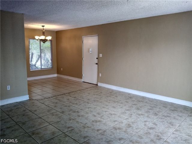 1830 Maravilla AVE 309, Fort Myers, FL 33901