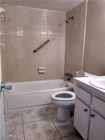1830 Maravilla AVE 309, Fort Myers, FL 33901