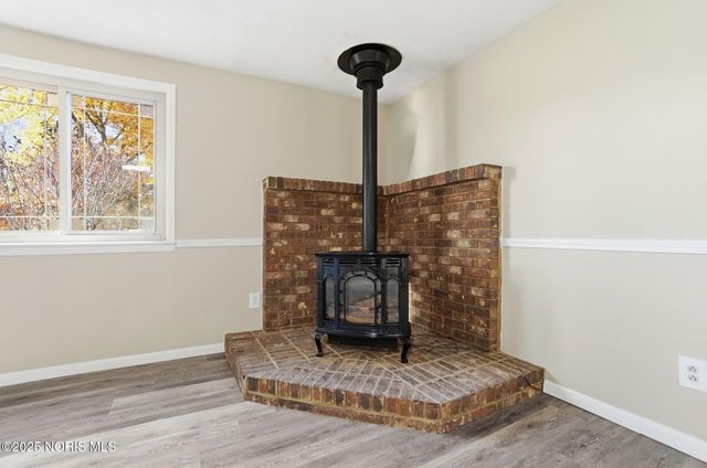 388 S River Road, Waterville, OH 43566