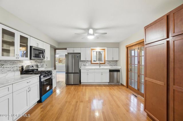 388 S River Road, Waterville, OH 43566