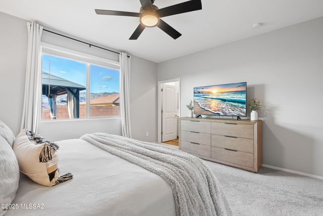 13149 E Iron Chief Drive, Tucson, AZ 85747