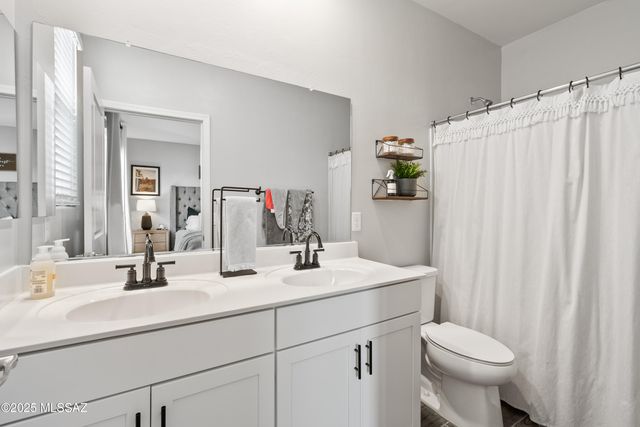 13149 E Iron Chief Drive, Tucson, AZ 85747