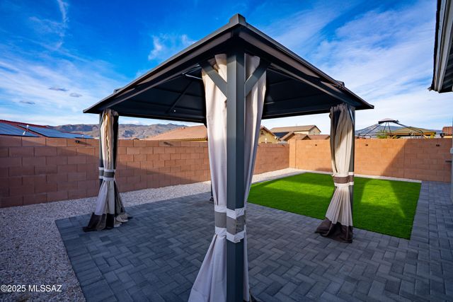 13149 E Iron Chief Drive, Tucson, AZ 85747