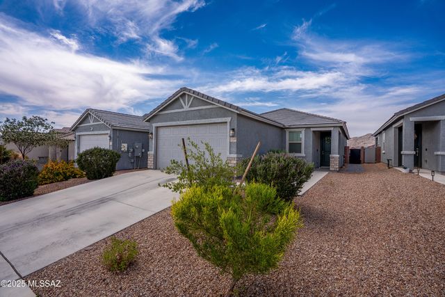 13149 E Iron Chief Drive, Tucson, AZ 85747