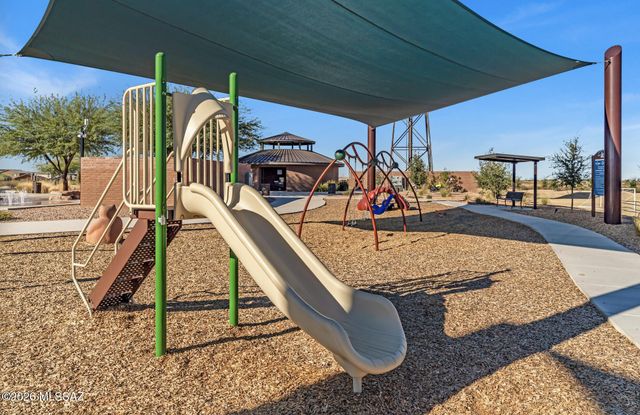 13149 E Iron Chief Drive, Tucson, AZ 85747