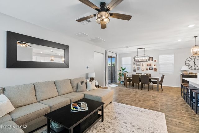 13149 E Iron Chief Drive, Tucson, AZ 85747