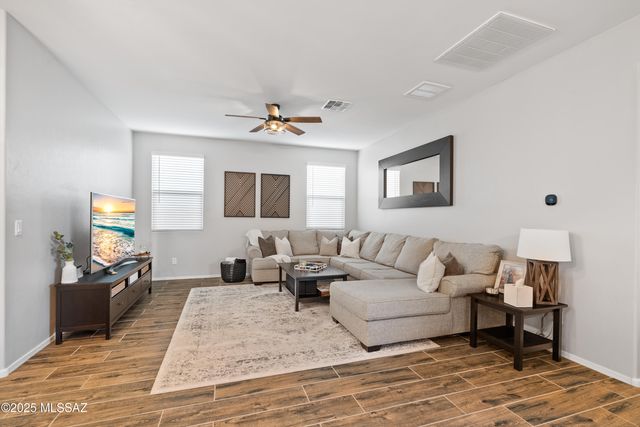 13149 E Iron Chief Drive, Tucson, AZ 85747