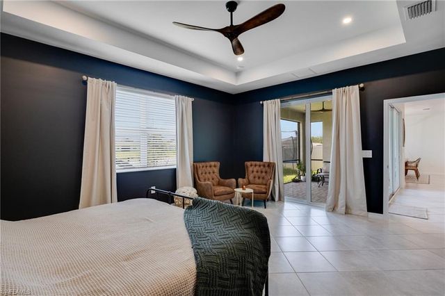 18890 Shimmer Dawn CT, North Fort Myers, FL 33917
