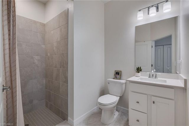 18890 Shimmer Dawn CT, North Fort Myers, FL 33917