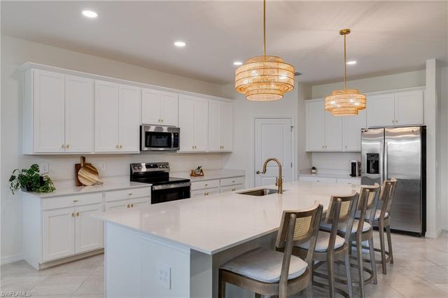 18890 Shimmer Dawn CT, North Fort Myers, FL 33917
