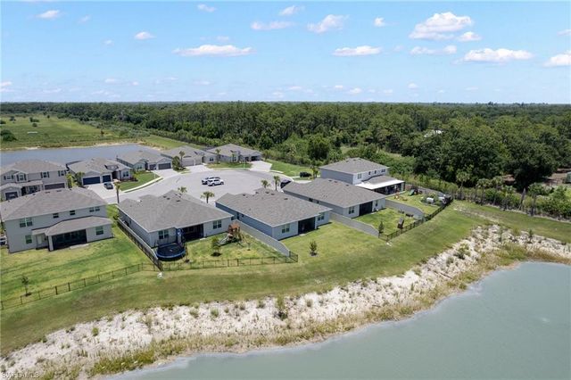 18890 Shimmer Dawn CT, North Fort Myers, FL 33917
