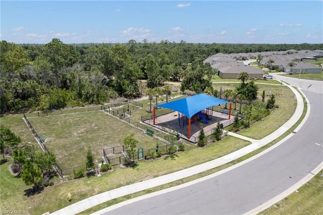 18890 Shimmer Dawn CT, North Fort Myers, FL 33917
