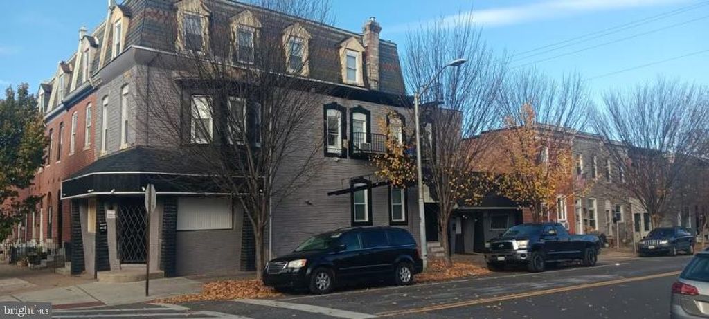Image 1 of property listing at 3126 E BALTIMORE ST, Baltimore, MD 21224