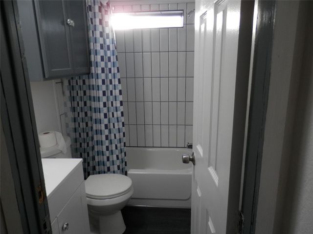 800 29th Street, Dickinson, TX 77539