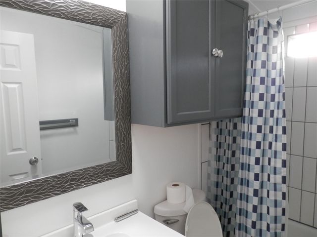 800 29th Street, Dickinson, TX 77539