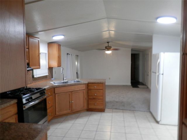 800 29th Street, Dickinson, TX 77539