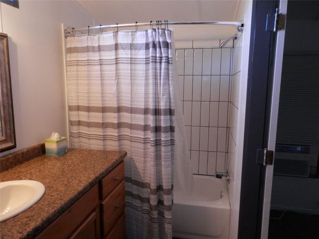 800 29th Street, Dickinson, TX 77539