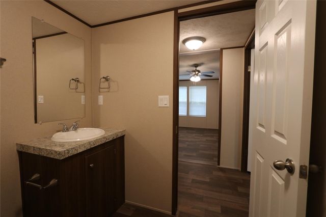 16501 E Emerson Circle, Conroe, TX 77306