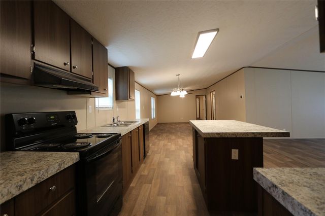 16501 E Emerson Circle, Conroe, TX 77306