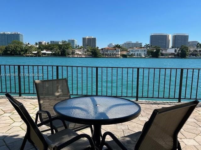 10101 E Bay Harbor Dr 401, Bay Harbor Islands, FL 33154