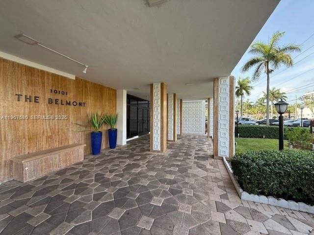 10101 E Bay Harbor Dr 401, Bay Harbor Islands, FL 33154