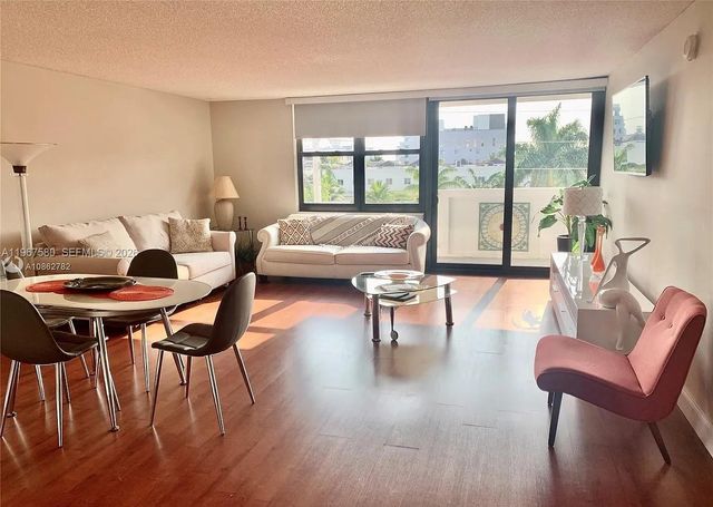 10101 E Bay Harbor Dr 401, Bay Harbor Islands, FL 33154