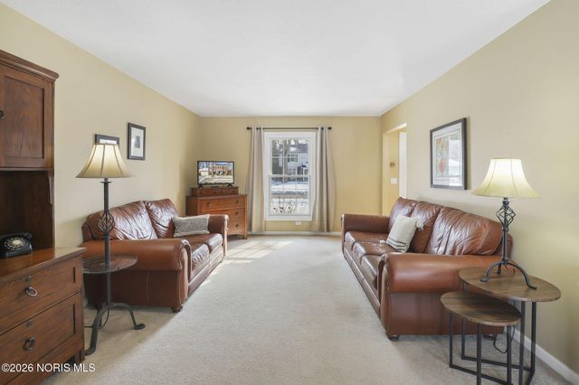 6928 Williamsburg Drive, Sylvania, OH 43560