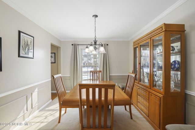 6928 Williamsburg Drive, Sylvania, OH 43560