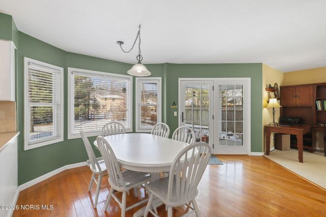 6928 Williamsburg Drive, Sylvania, OH 43560