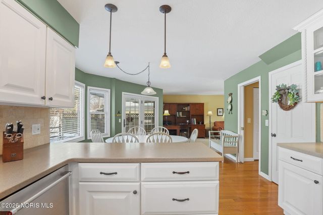 6928 Williamsburg Drive, Sylvania, OH 43560