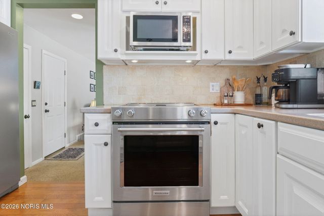 6928 Williamsburg Drive, Sylvania, OH 43560