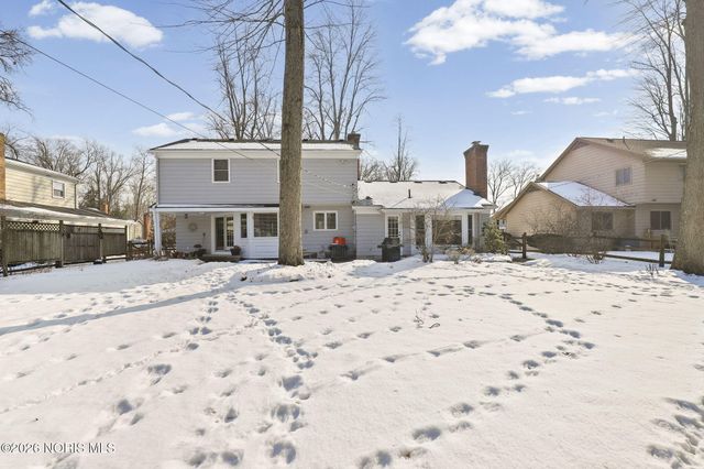 6928 Williamsburg Drive, Sylvania, OH 43560