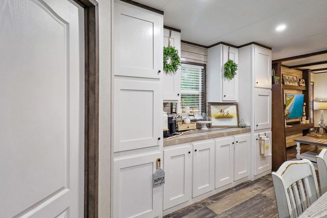 13106 Maplewood Lane, Dayton, TX 77535