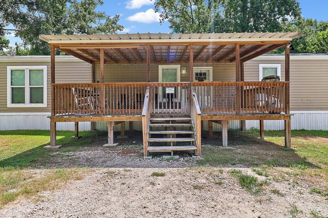 13106 Maplewood Lane, Dayton, TX 77535