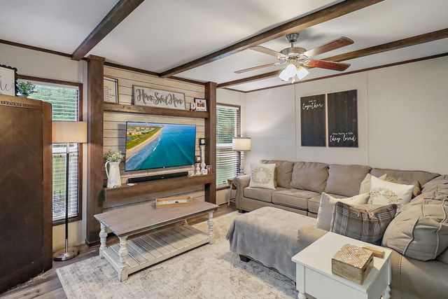 13106 Maplewood Lane, Dayton, TX 77535