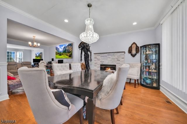 266 Valley Rd, Clifton City, NJ 07013