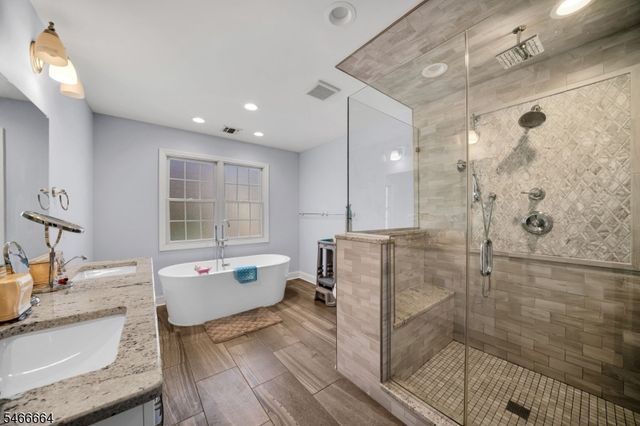 266 Valley Rd, Clifton City, NJ 07013