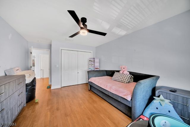 266 Valley Rd, Clifton City, NJ 07013