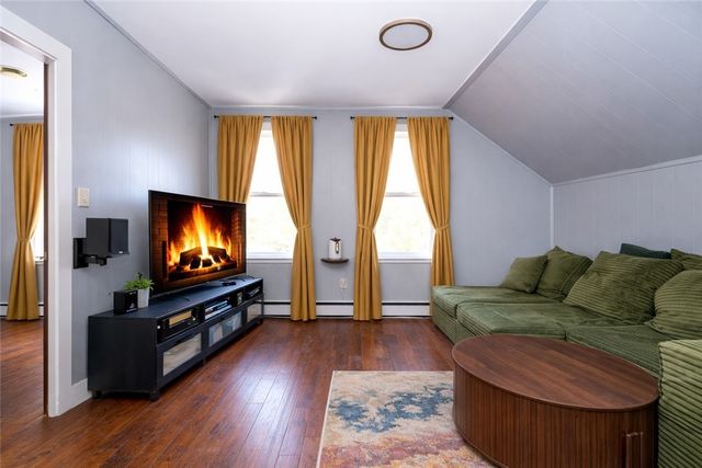 2 Bernon Street, Providence, RI 02908