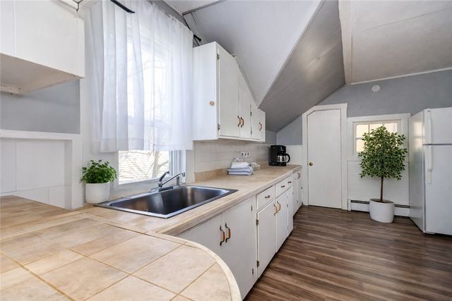 2 Bernon Street, Providence, RI 02908