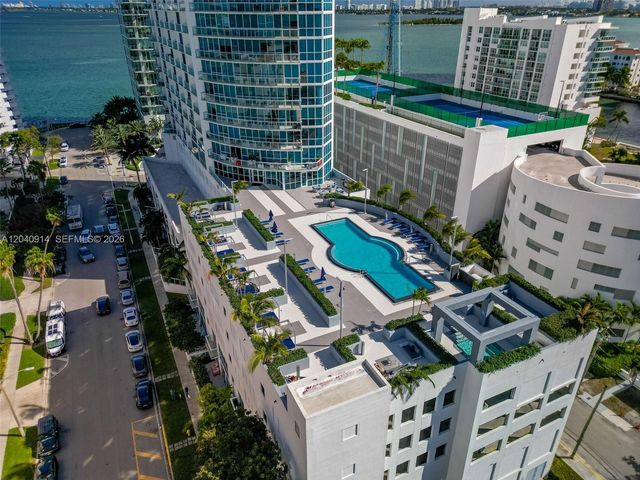 480 NE 30th Street 904, Miami, FL 33137