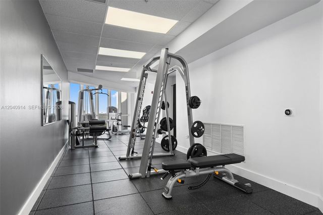 480 NE 30th Street 904, Miami, FL 33137