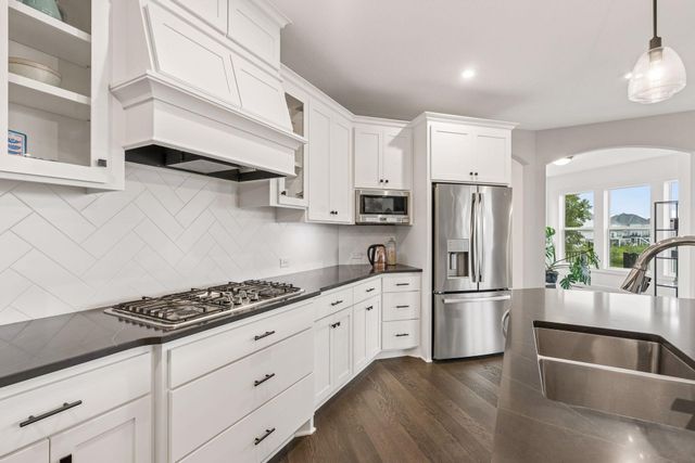 10887 131st Avenue N, Champlin, MN 55316