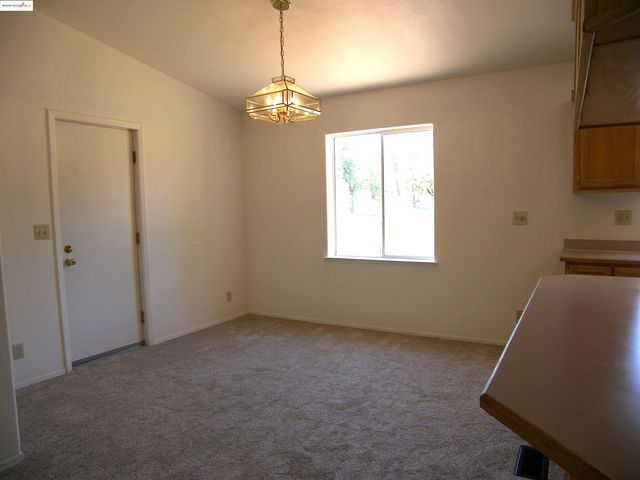 22857 Rolling Woods Dr., Groveland, CA 95321