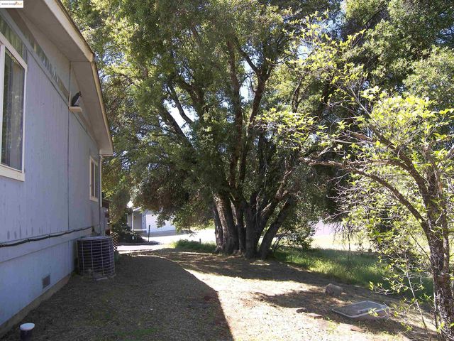 22857 Rolling Woods Dr., Groveland, CA 95321