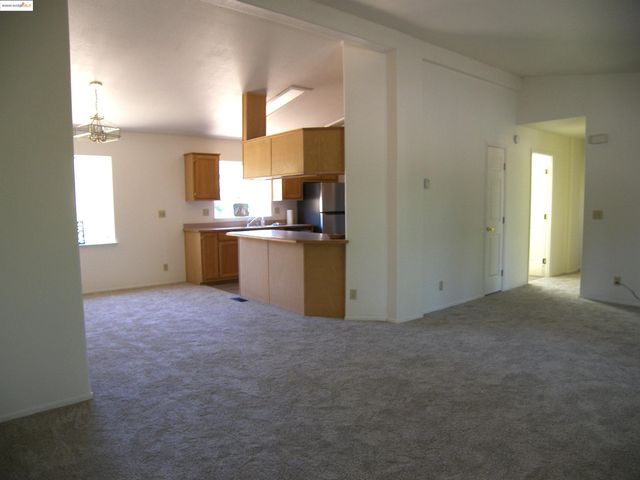 22857 Rolling Woods Dr., Groveland, CA 95321