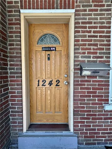 1242 W Union Street, Allentown City, PA 18102
