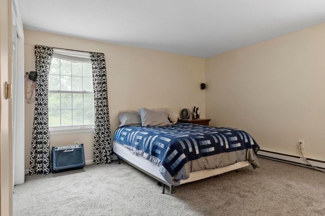 3816 Chestnut Hill Ave, Athol, MA 01331